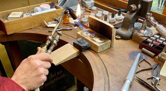 atelier, réparations de bijoux, réparations de montres