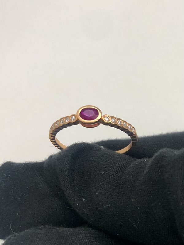 Bague en or rose diamants et rubis