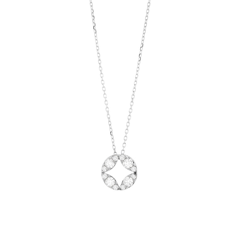 Collier en or blanc 18 carats avec un pendentif etoilé serti de 12 diamants