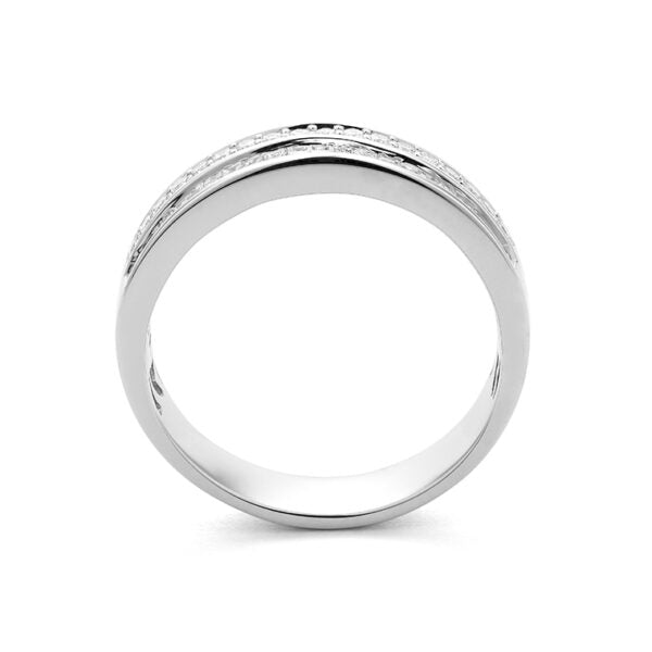 Bague en or blanc 18 carats sertie de 46 diamants