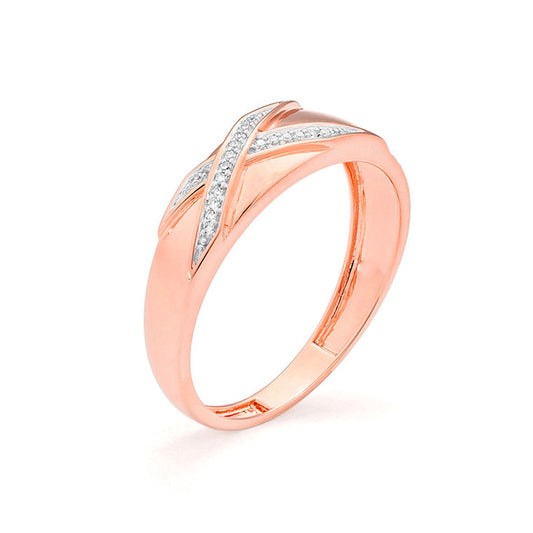 Bague en or rose 18 carats sertie de 2 lignes de 19 diamants qui se croisent délicatement.