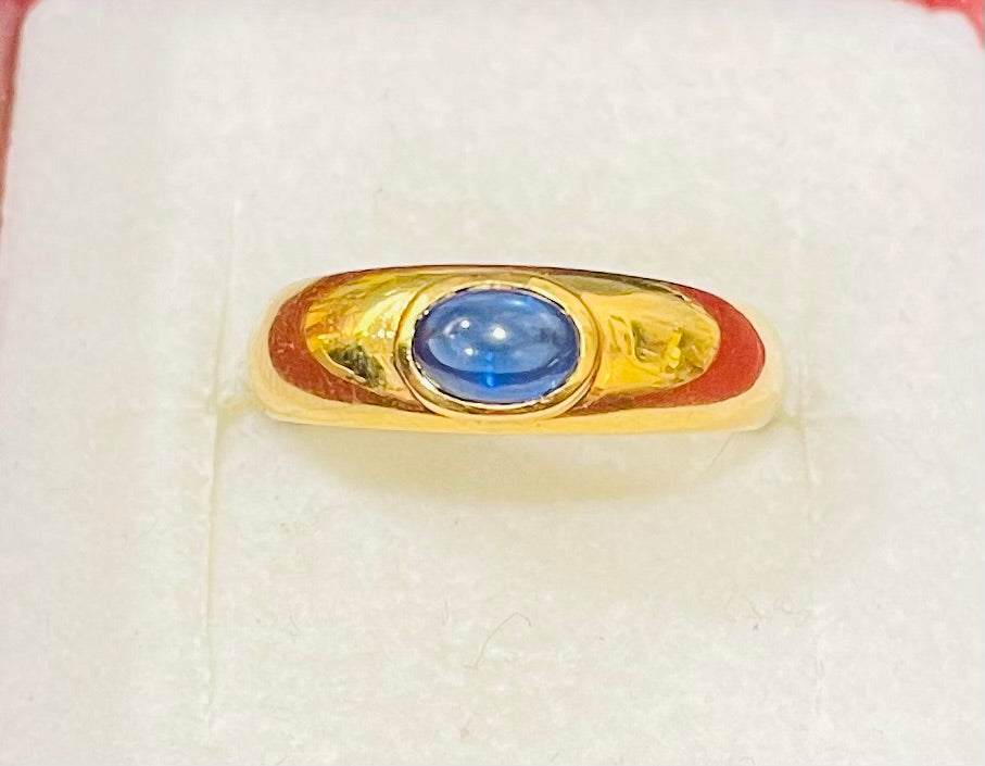 Bague en Or Jaune 18 Carats avec Saphir Cabochon