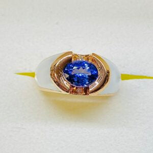 Bague Clozeau or rose diamant,tanzanite et nacrée blanche