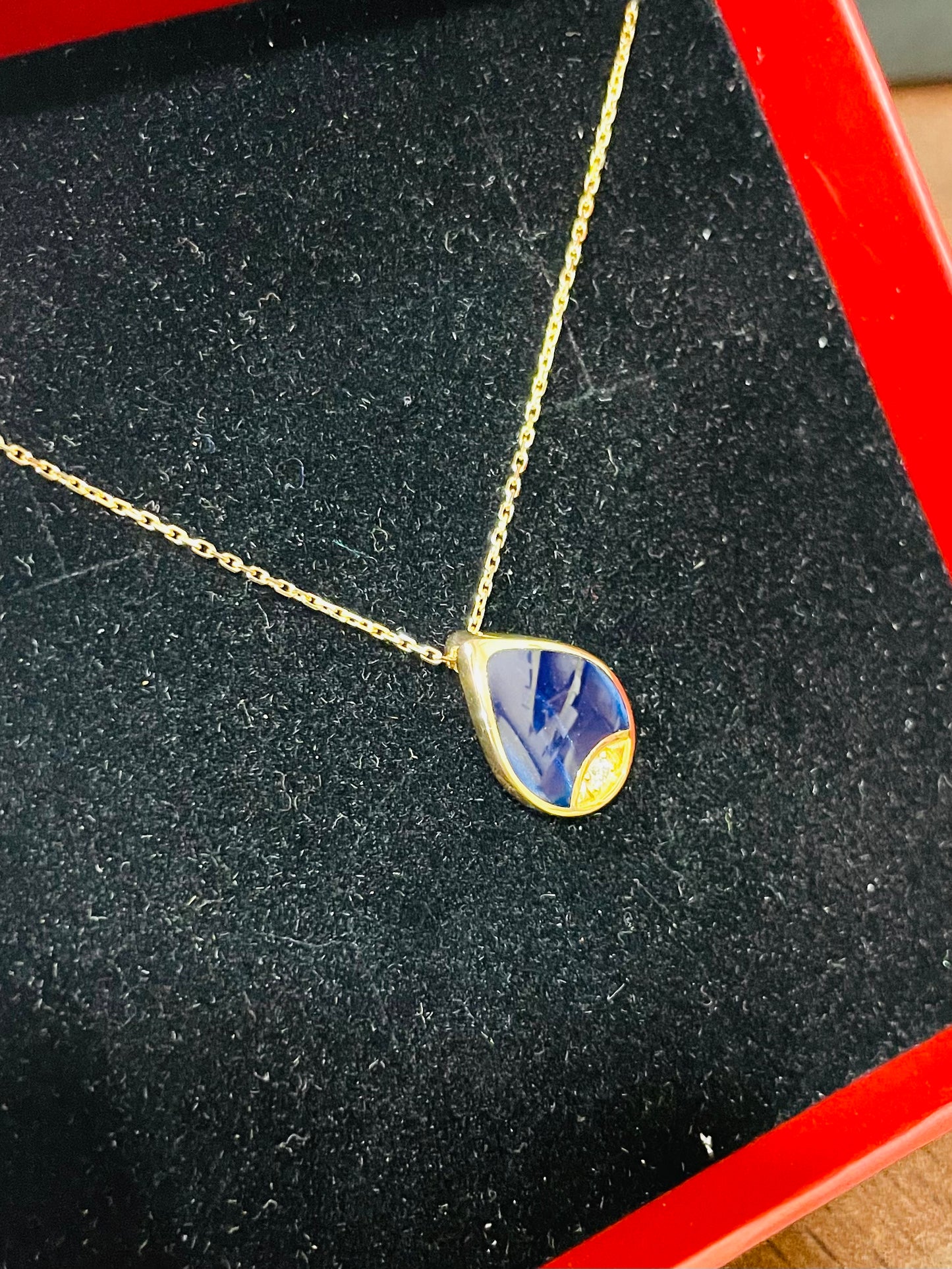 Collier Clozeau or jaune et bleu de prusse sertie d'un diamant