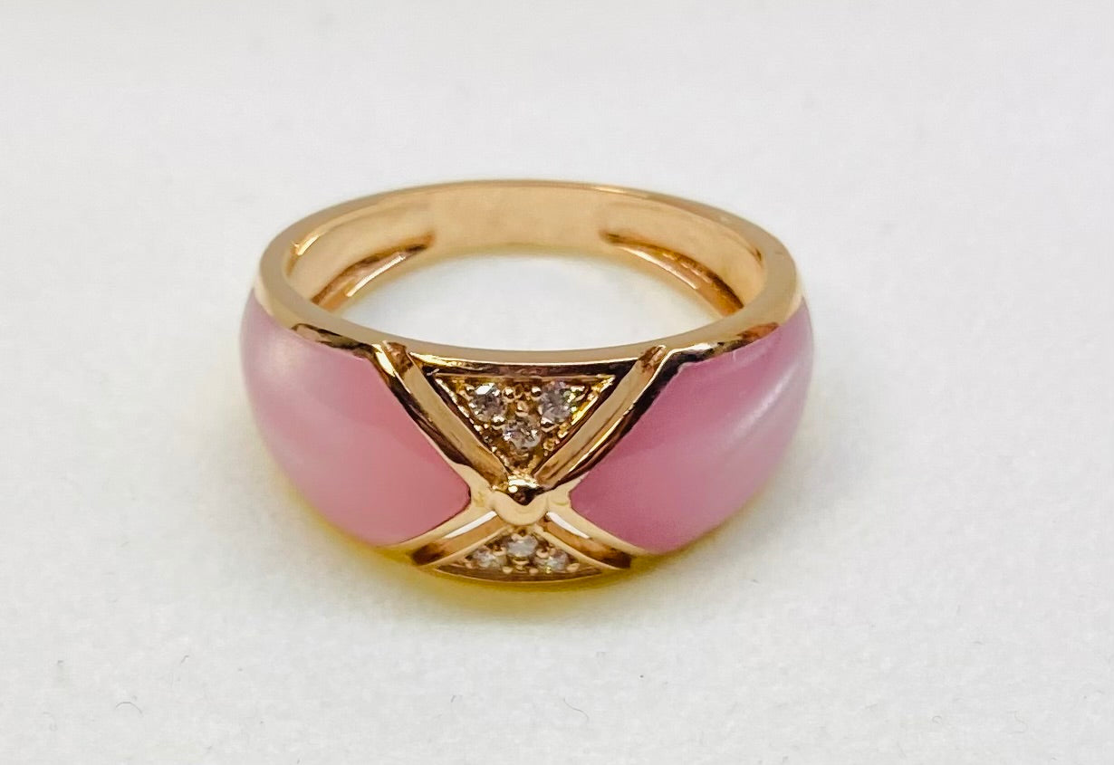 Bague Clozeau or rose diamants et nacrée rose